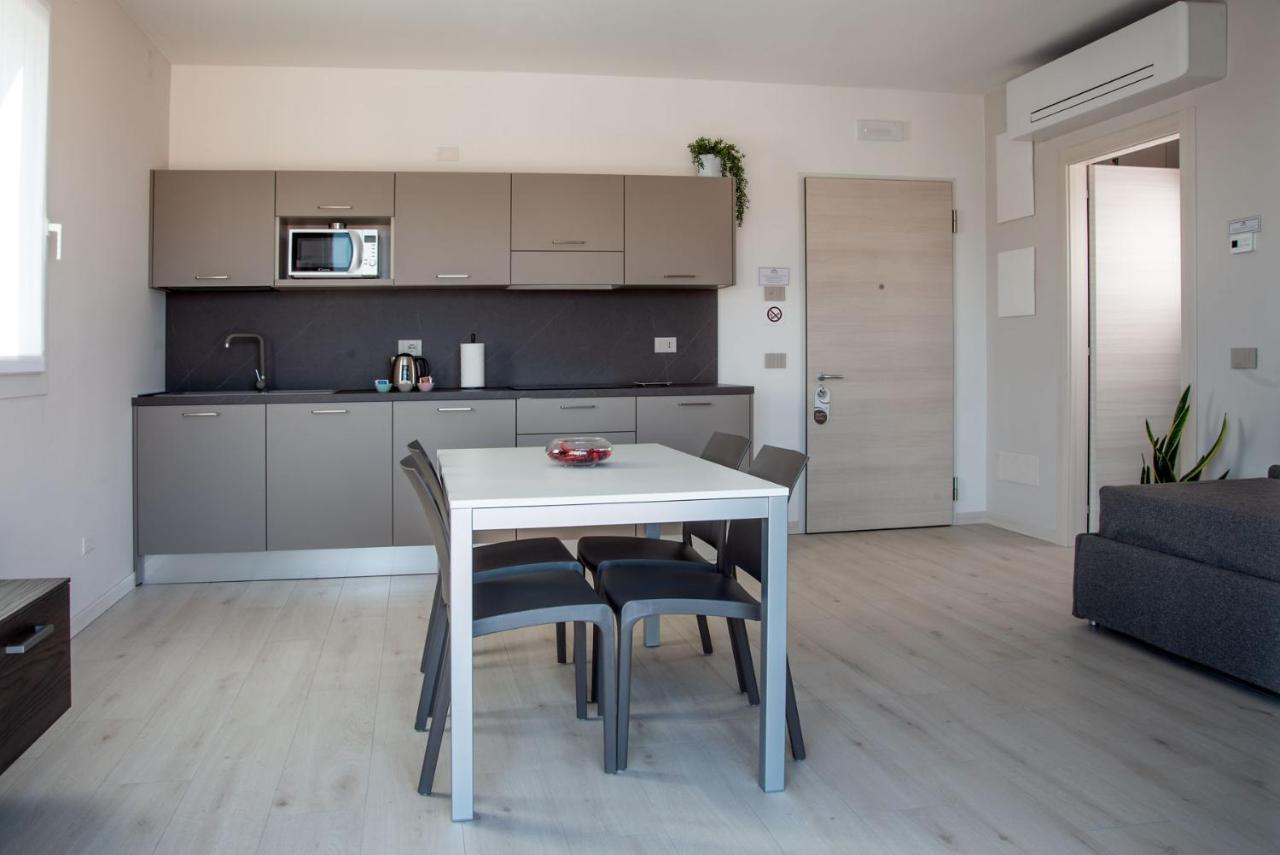 Camelot Red - Appartamenti Verona Exteriér fotografie